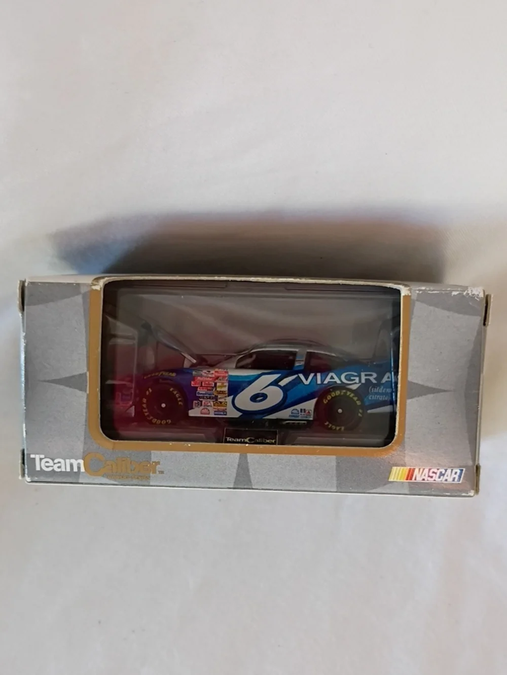 New Nascar TEAM CALIBER Mark Martin 1/64 Scale 2001 Blue Ford Taurus Collectible